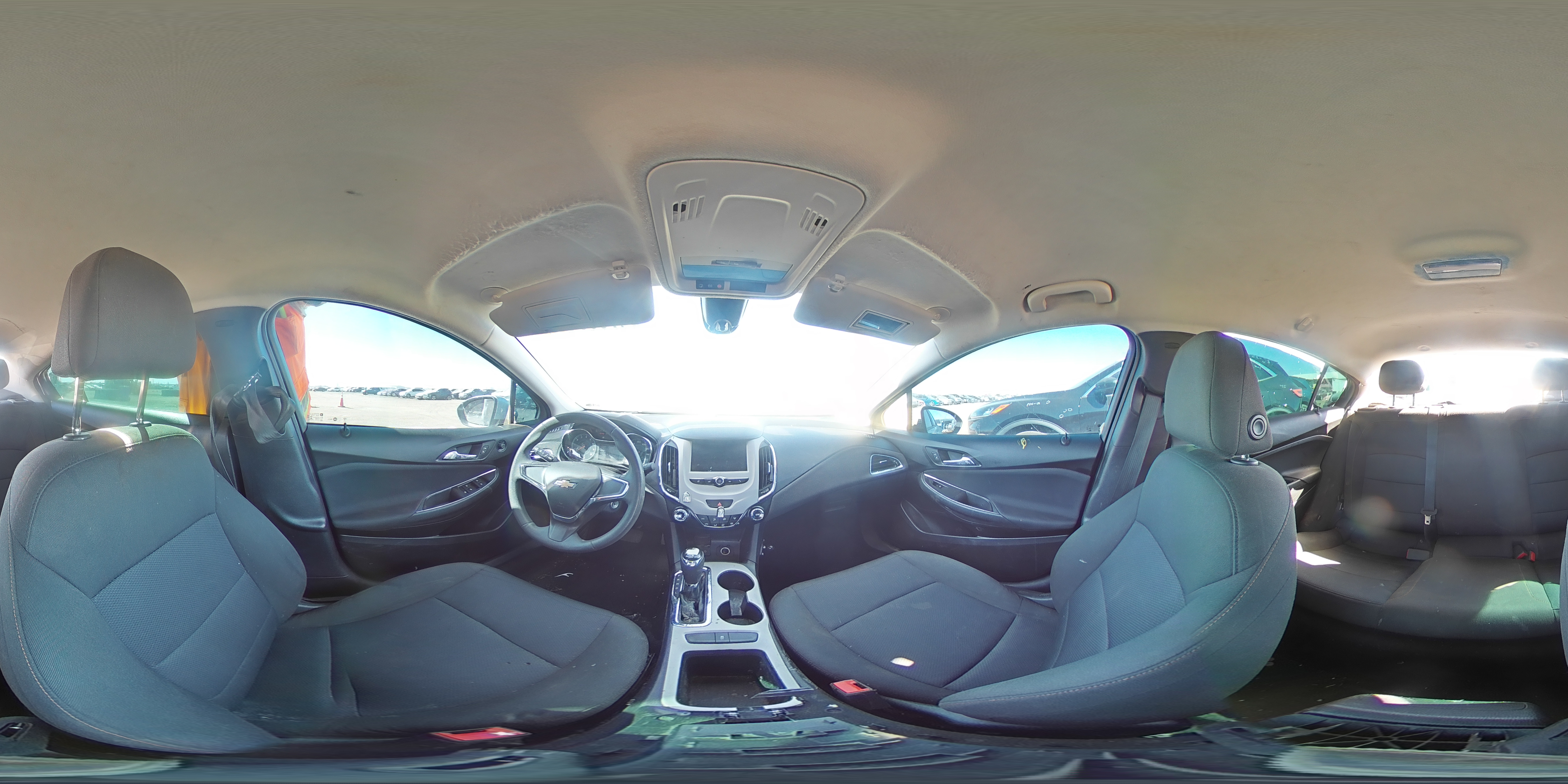 2018 Chevrolet Cruze - Image 13