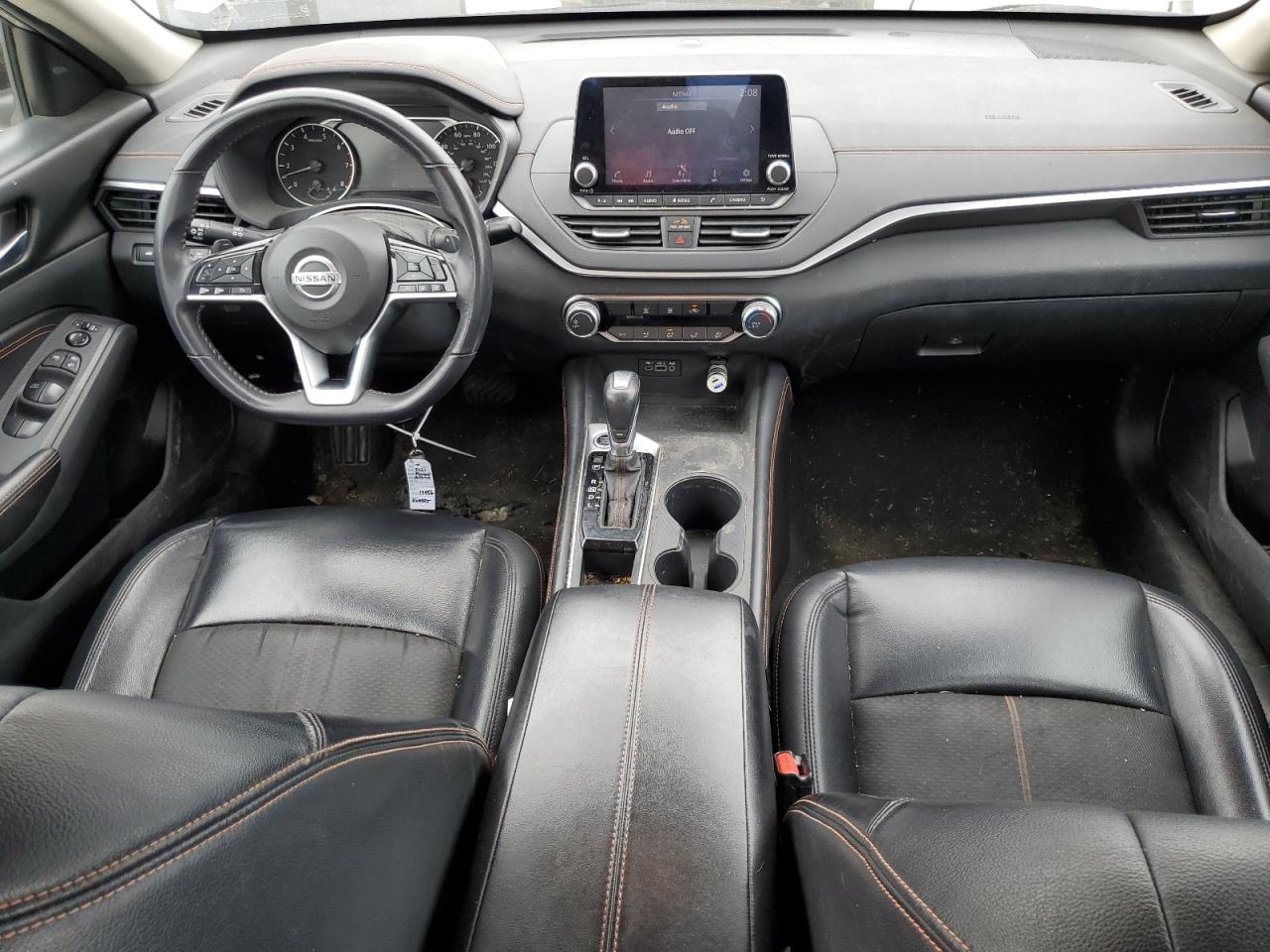 2021 Nissan Altima - Image 8