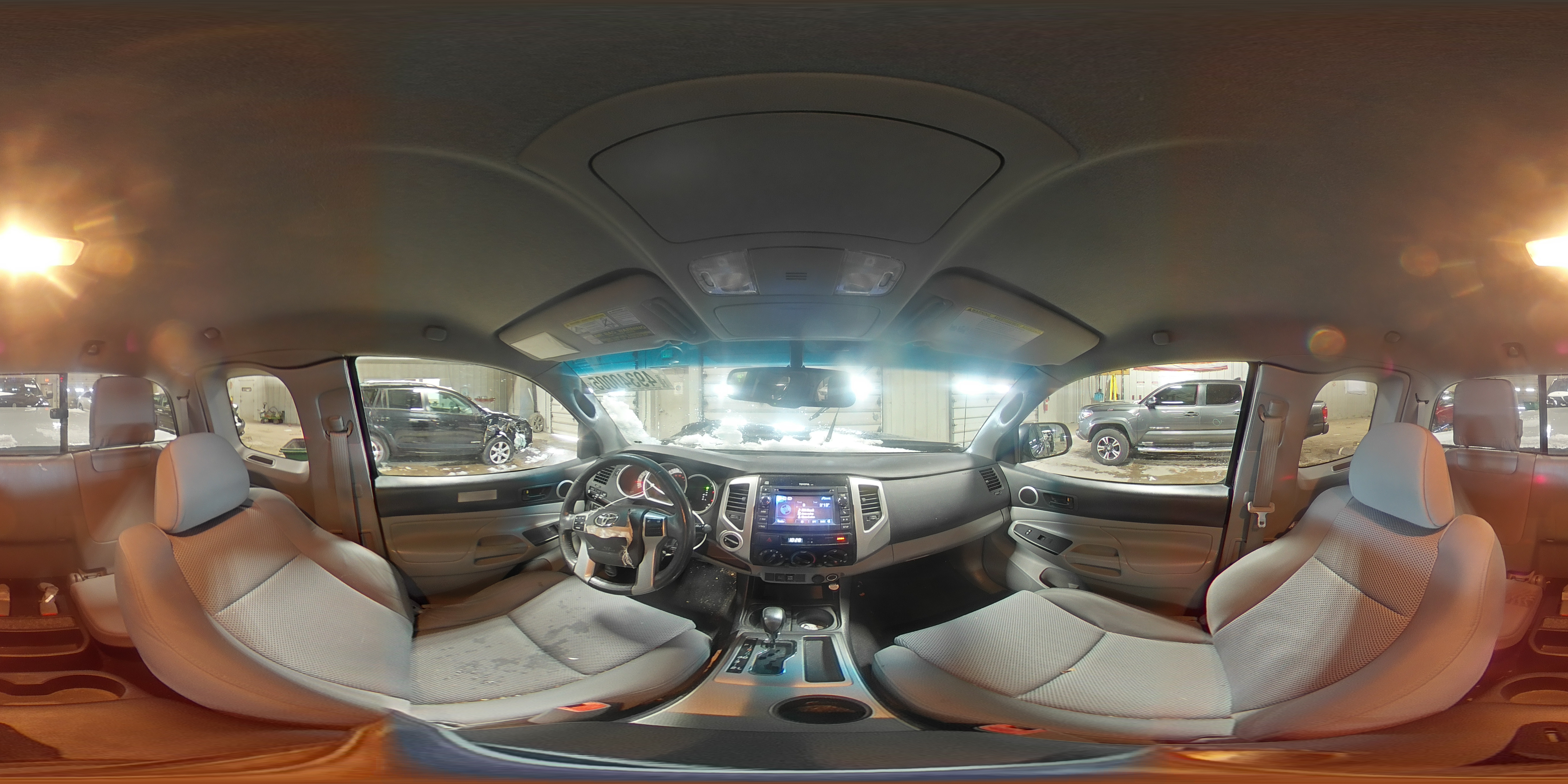 2013 Toyota Tacoma - Image 13