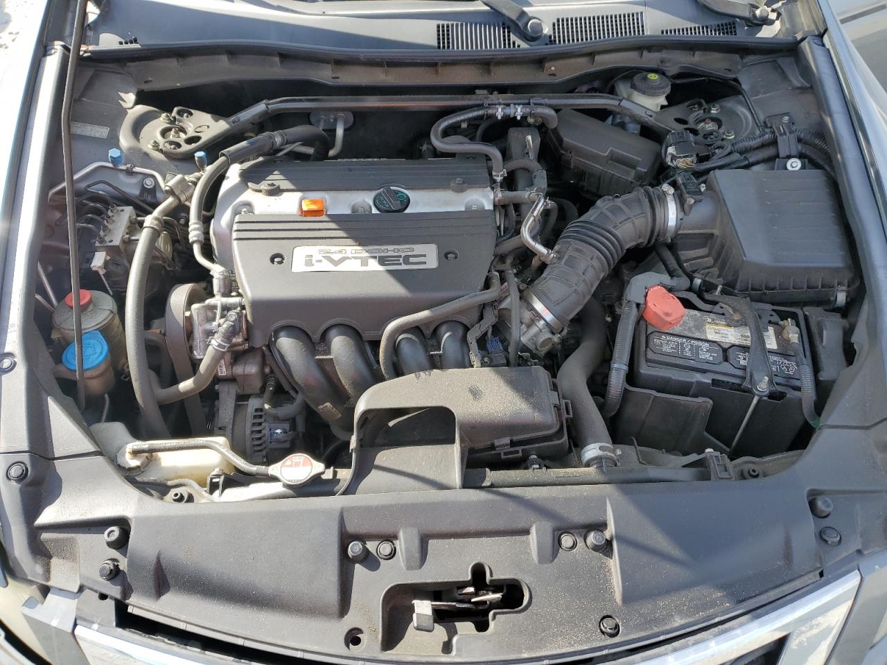 2009 Honda Accord - Image 11