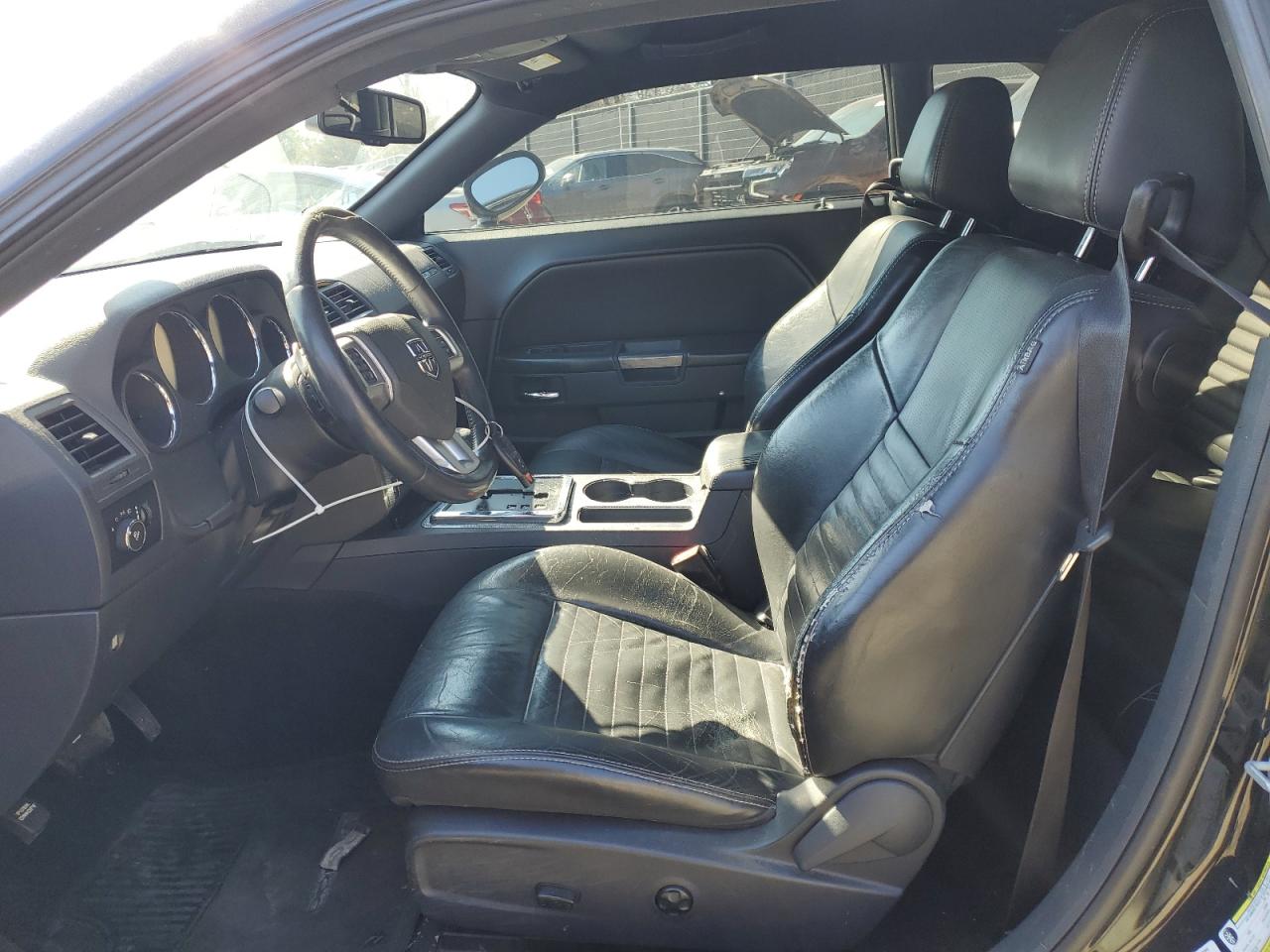 2014 Dodge Challenger - Image 7