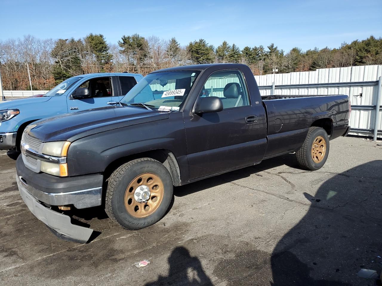 2005 Chevrolet Silverado C1500 for Sale in Exeter, RI - Front End
