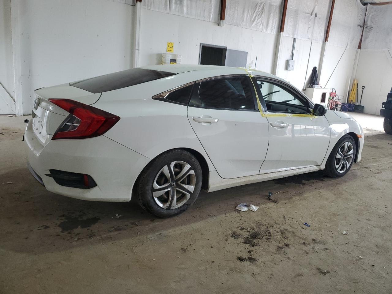 19XFC2F50JE205598 HONDA CIVIC 2018