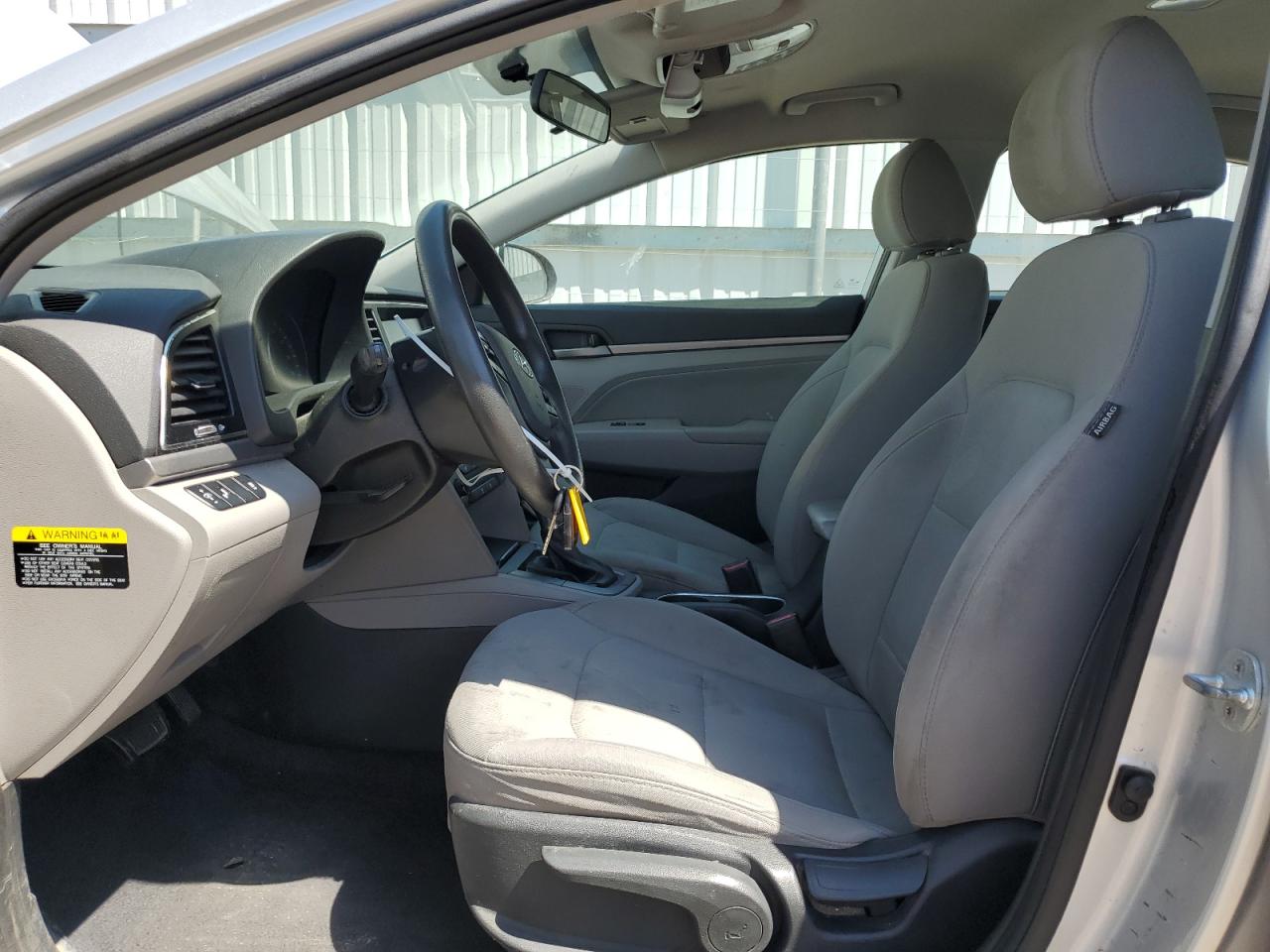 2018 Hyundai Elantra - Image 7