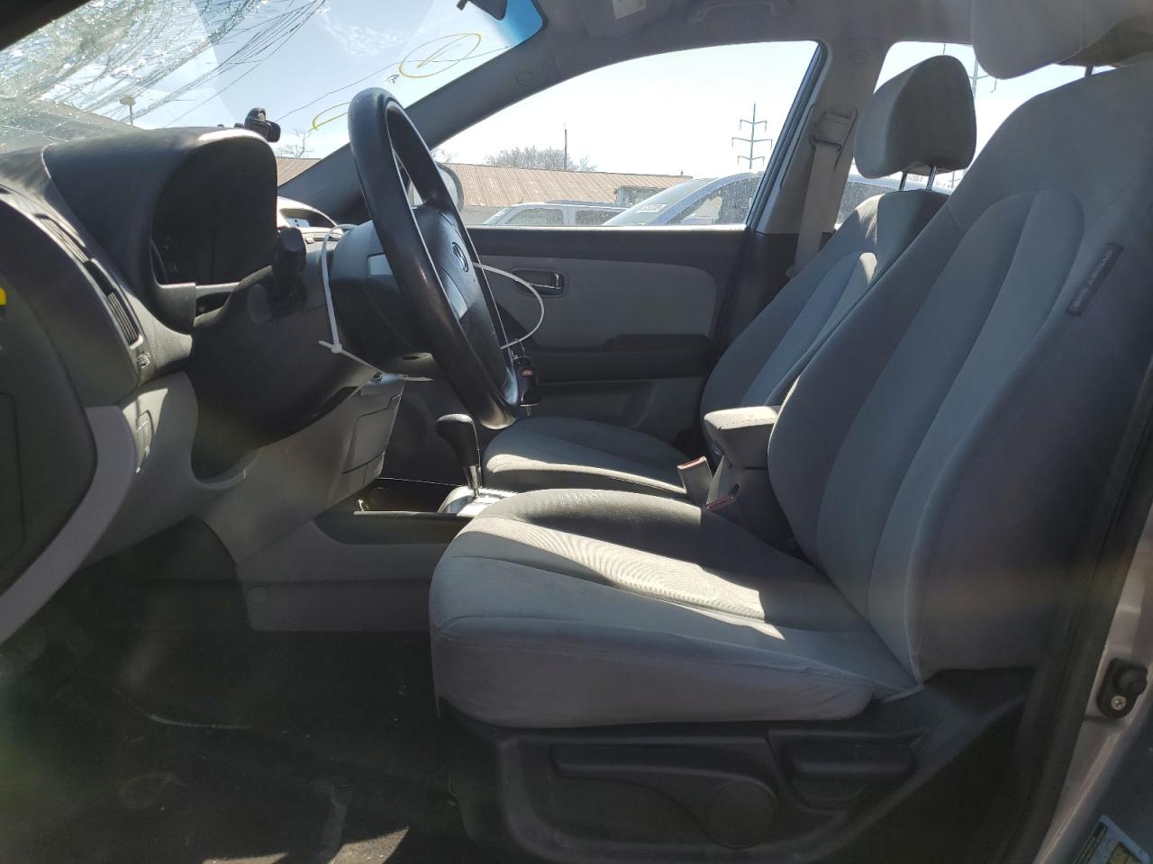 2010 Hyundai Elantra - Image 7