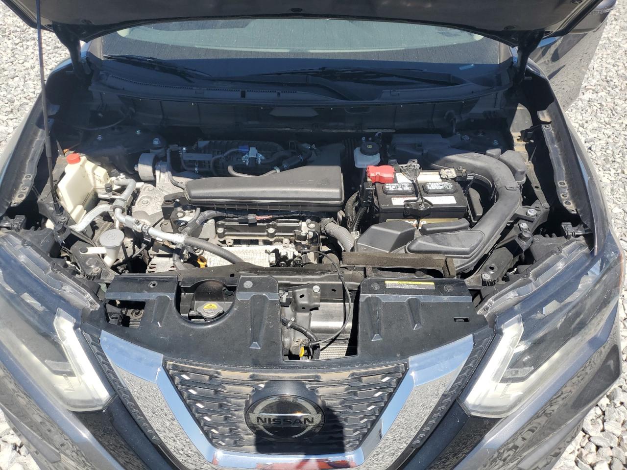 5N1AT2MV2JC766143 NISSAN ROGUE 2018