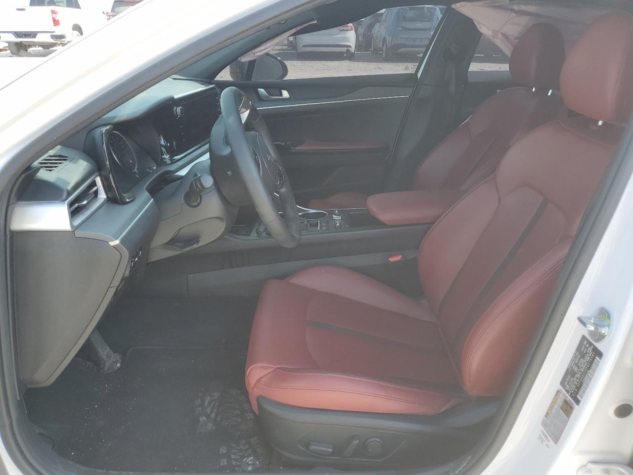 2023 Kia K5 - Image 7