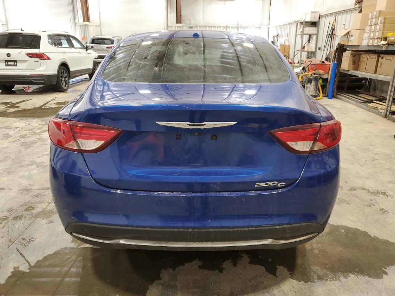 2015 Chrysler 200 - Image 6