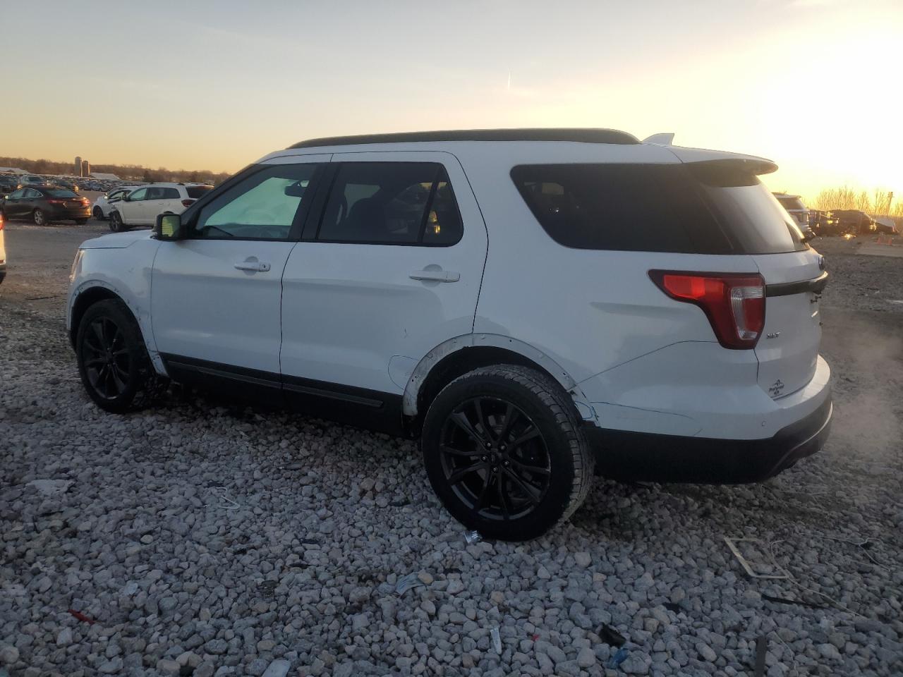 1FM5K8D84HGD84619 FORD EXPLORER 2017