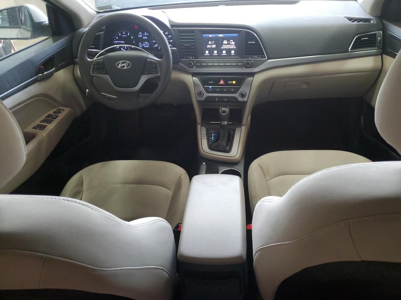 2017 Hyundai Elantra - Image 8