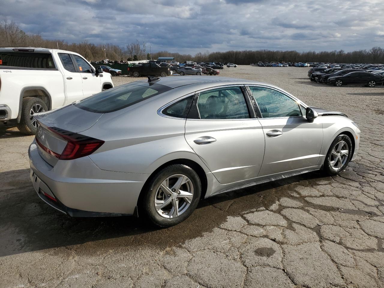 2022 Hyundai Sonata - Image 3