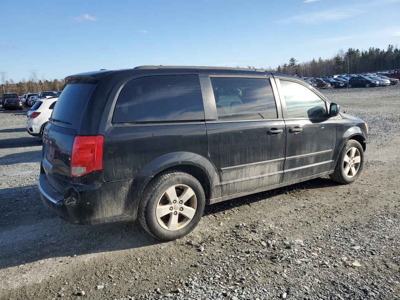 2016 Dodge Caravan - Image 3