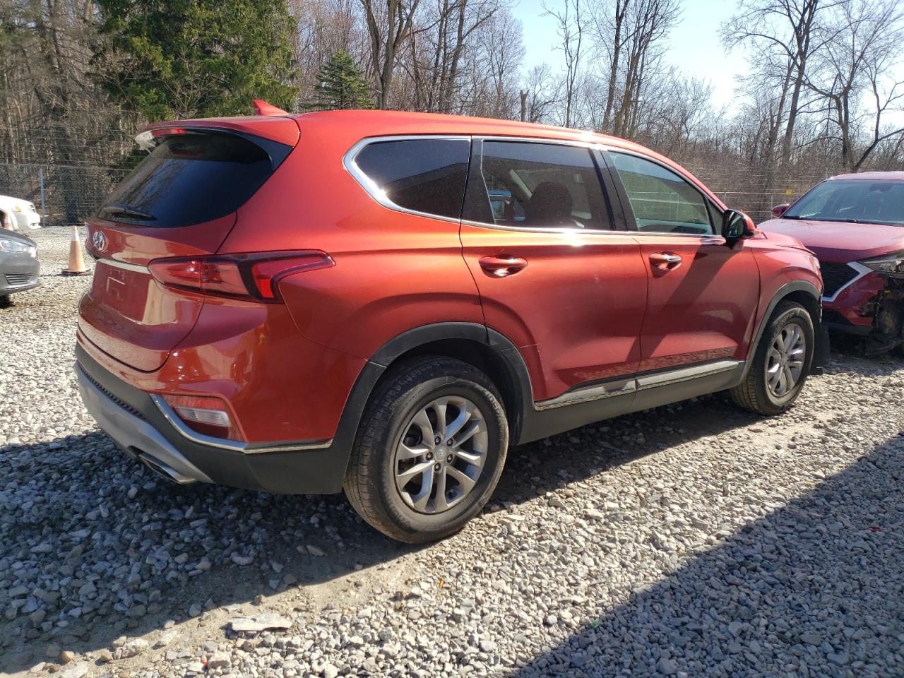 2019 Hyundai Santa Fe - Image 3