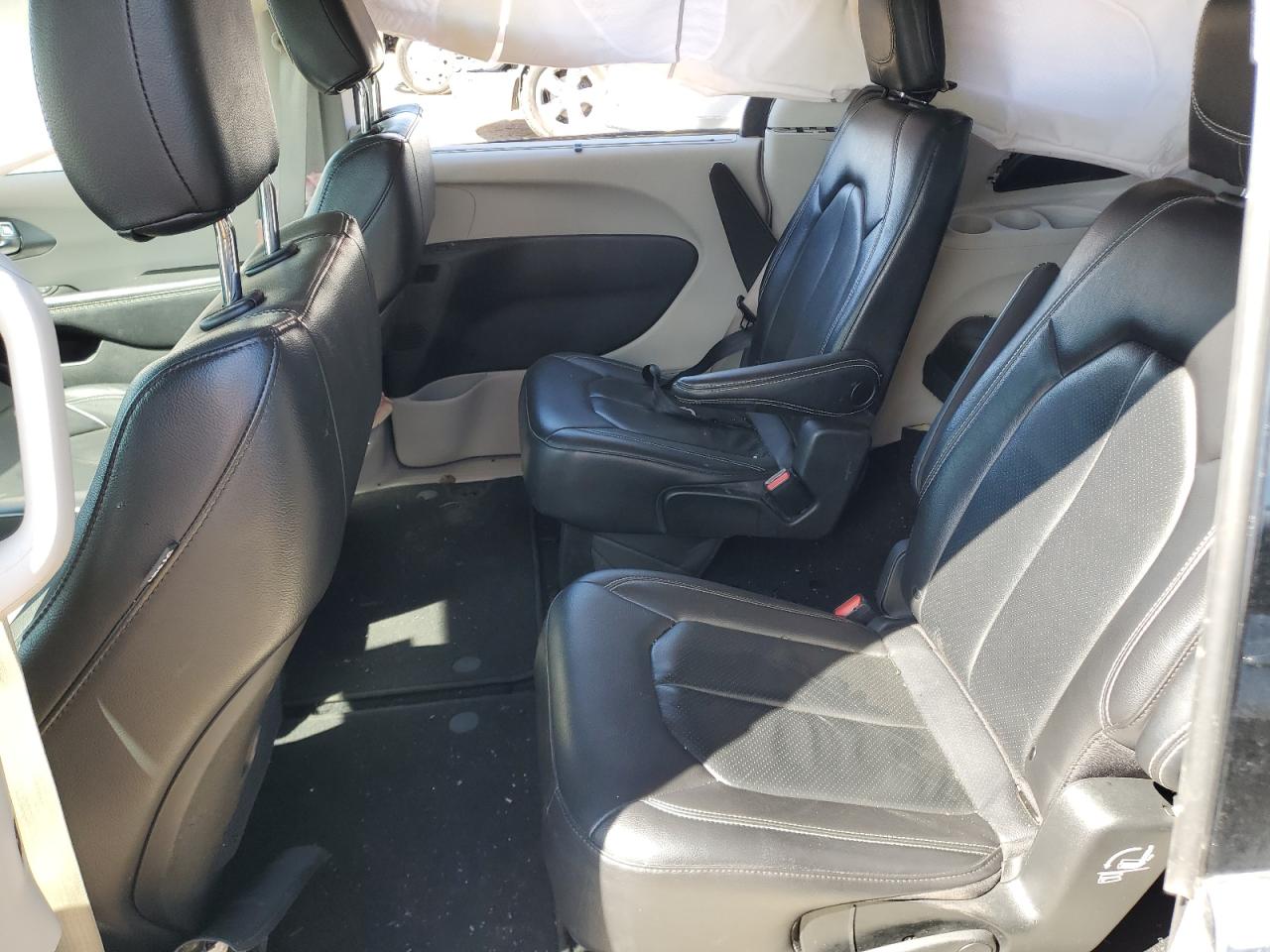 2022 Chrysler Pacifica Touring L VIN: 2C4RC1BG1NR197644 Lot: 50659645
