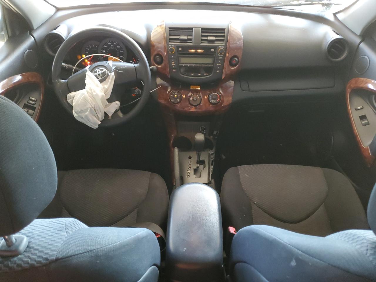 2006 Toyota RAV 4 - Image 8