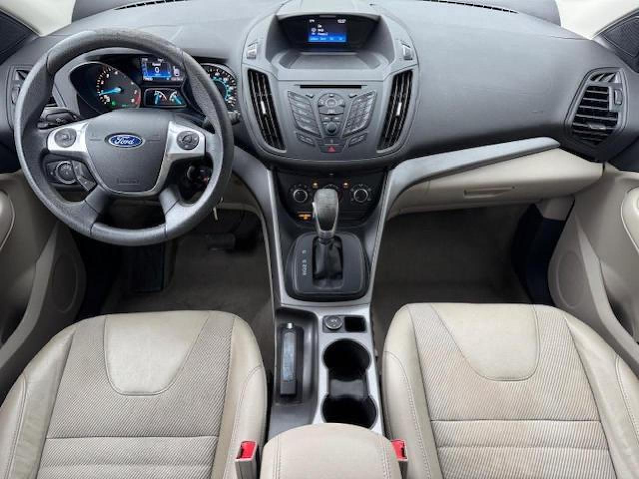 VIN: 1FMCU0GX4GUC35892 2016 FORD ESCAPE