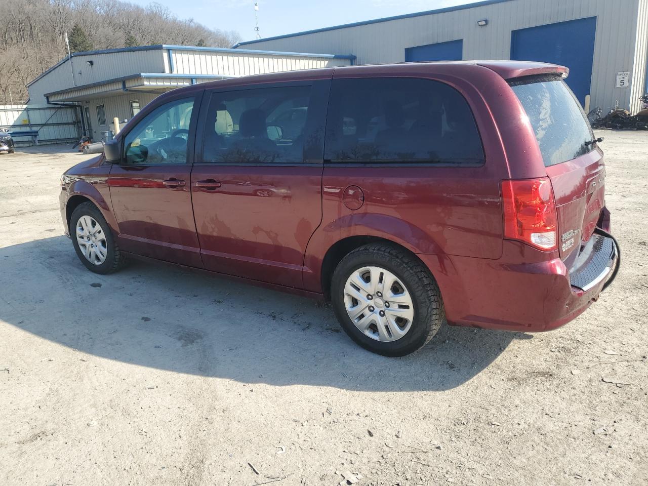 2018 Dodge Caravan - Image 2
