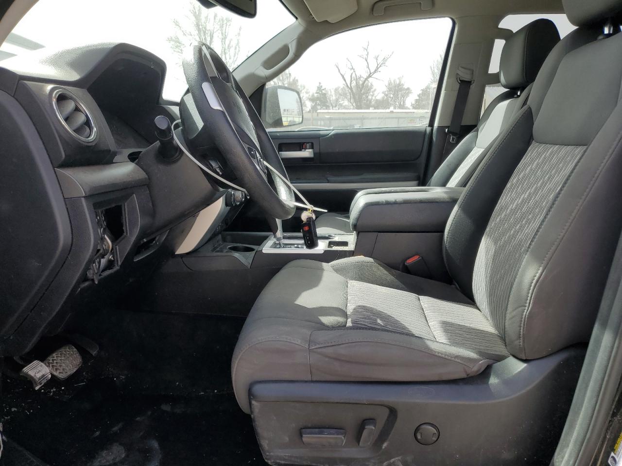 2020 Toyota Tundra - Image 7