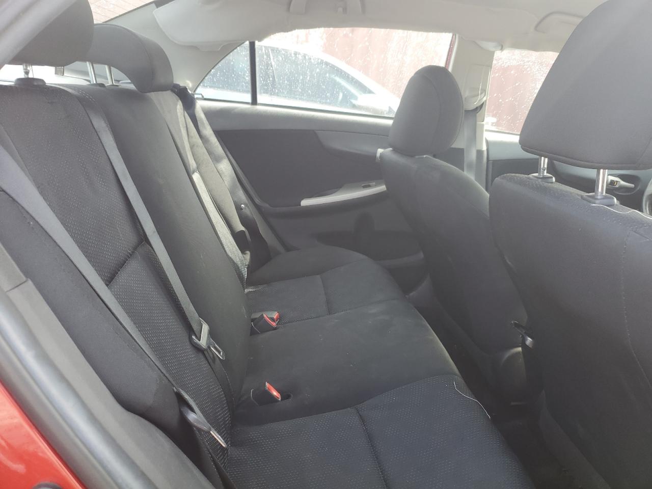 2010 Toyota Corolla - Image 10
