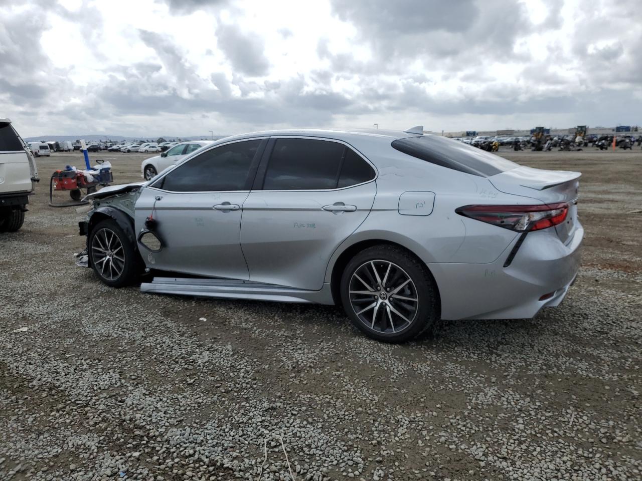 4T1G11AK6RU254427 TOYOTA CAMRY 2024