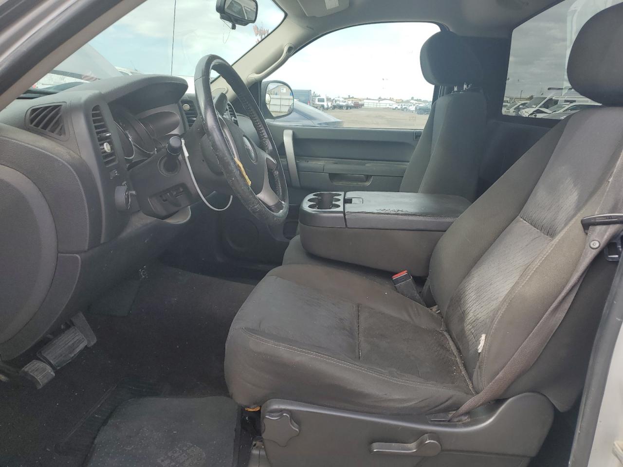 2010 GMC Sierra - Image 7