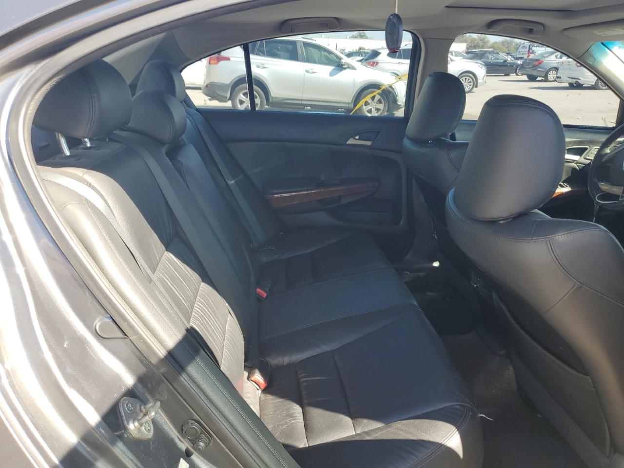 2012 Honda Accord - Image 10