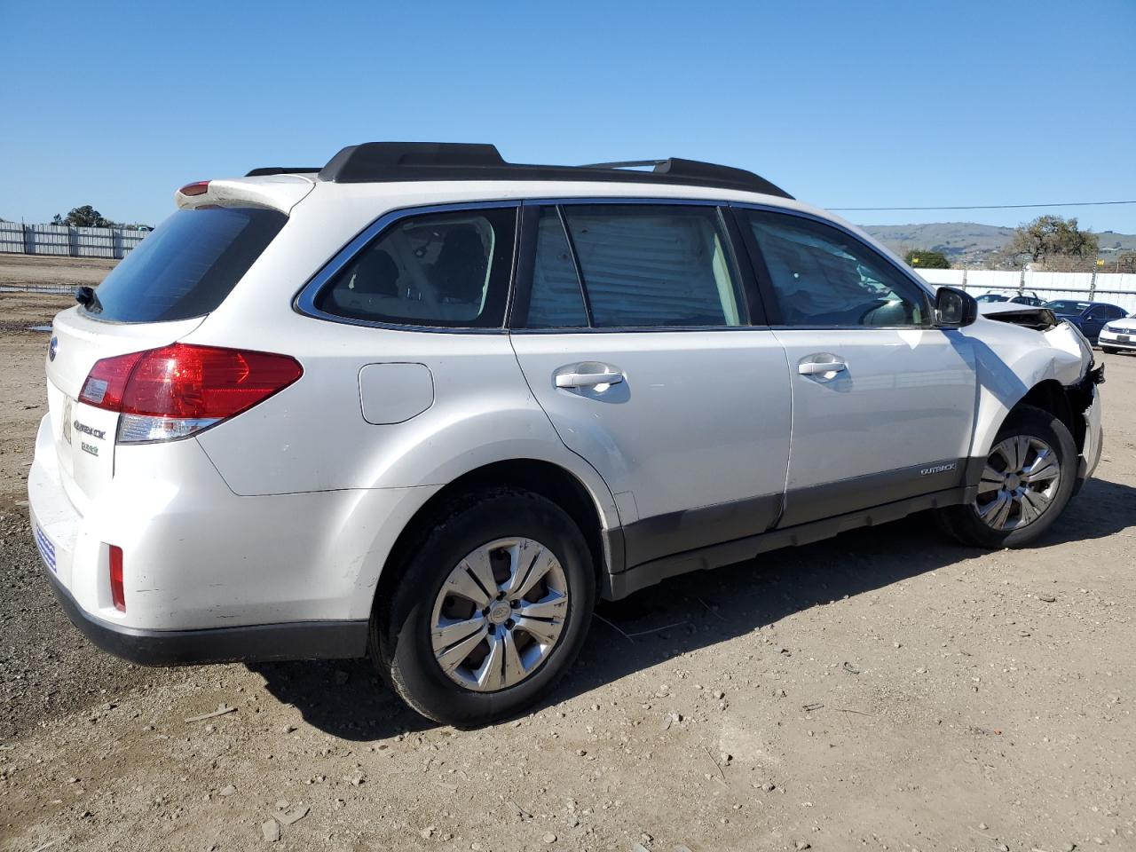 2013 Subaru Outback - Image 3