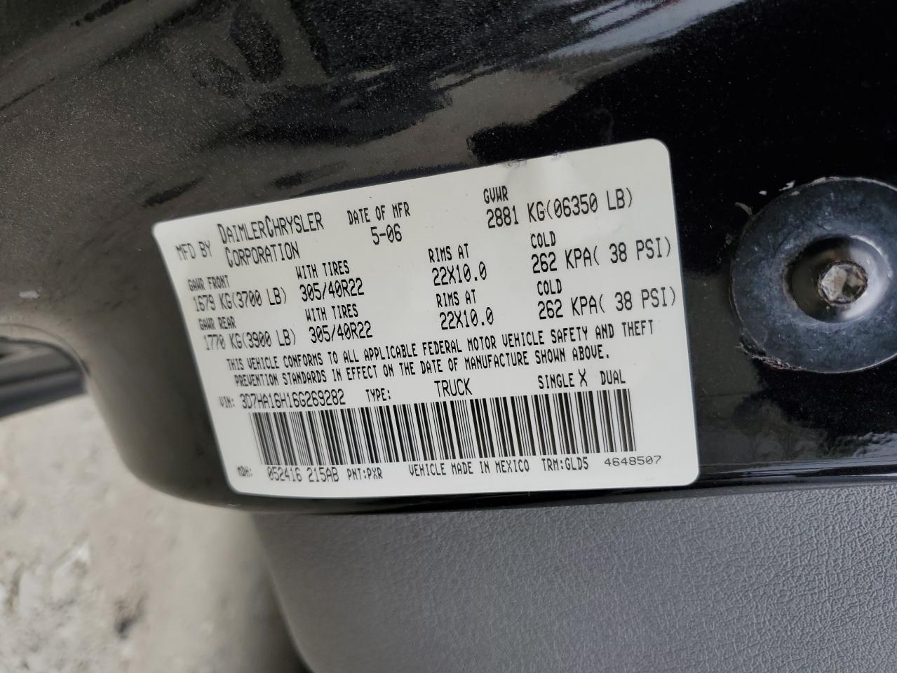 2006 Dodge RAM - Image 12
