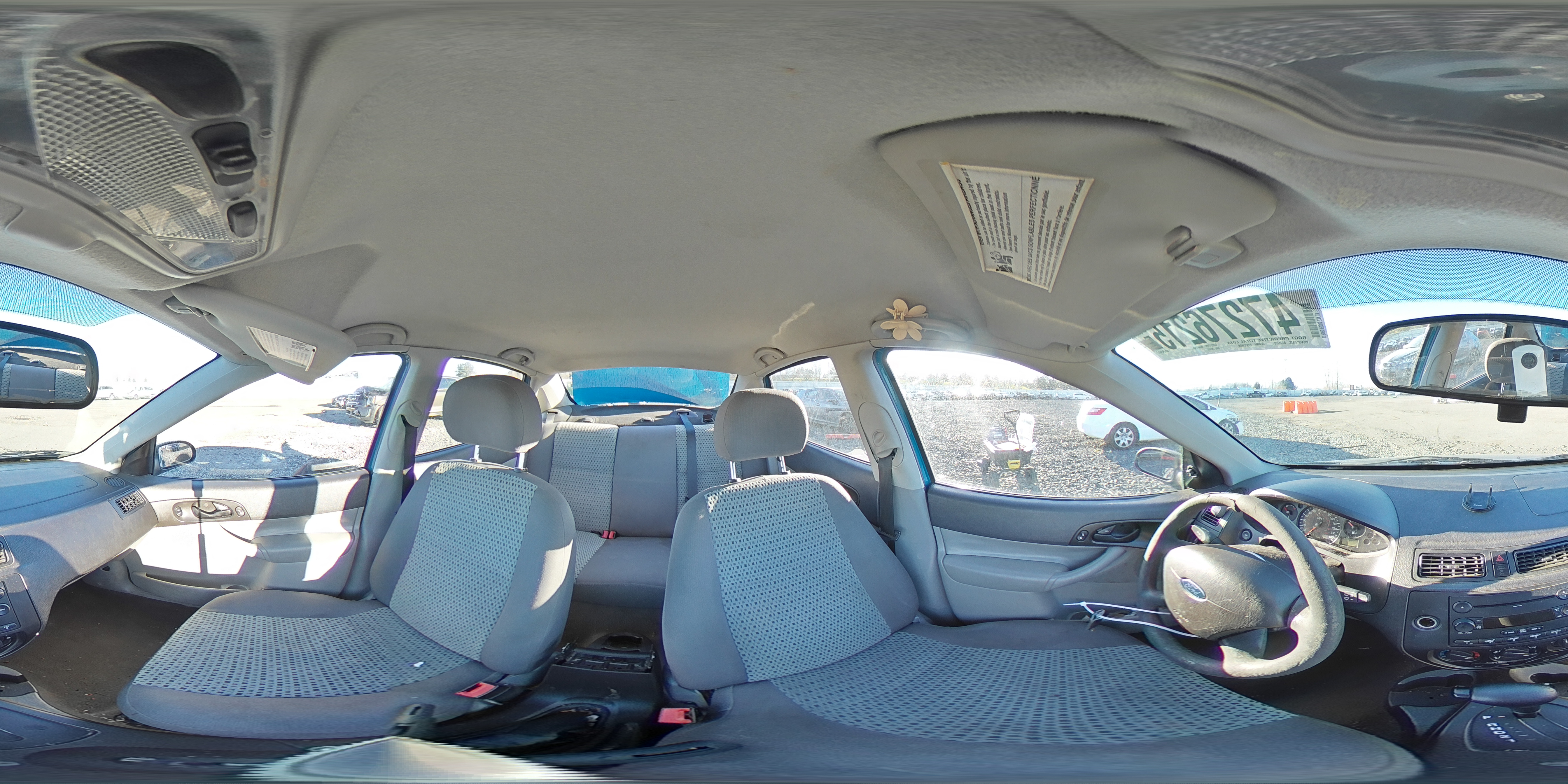 2007 Ford Focus - Image 12