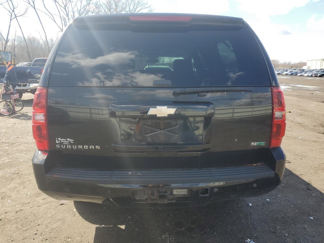 2011 Chevrolet Suburban K1500 Lt VIN: 1GNSKJE33BR362518 Lot: 50457635