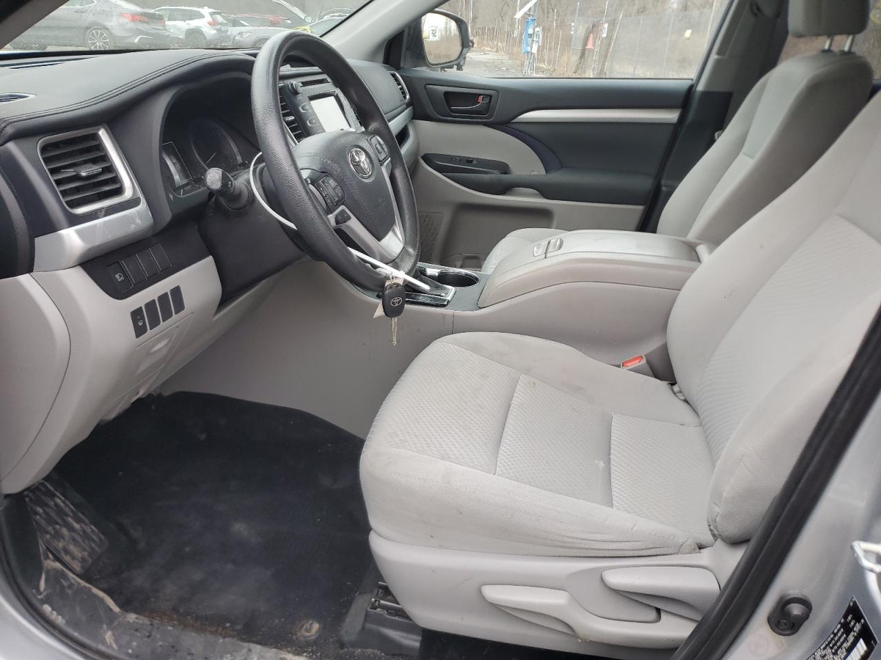 2019 Toyota Highlander - Image 7