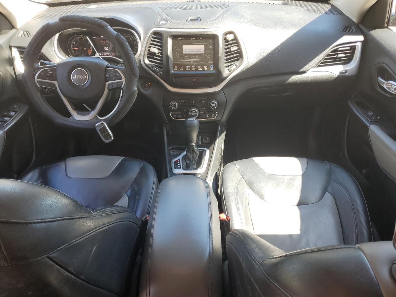 2014 Jeep Grand Cherokee - Image 8