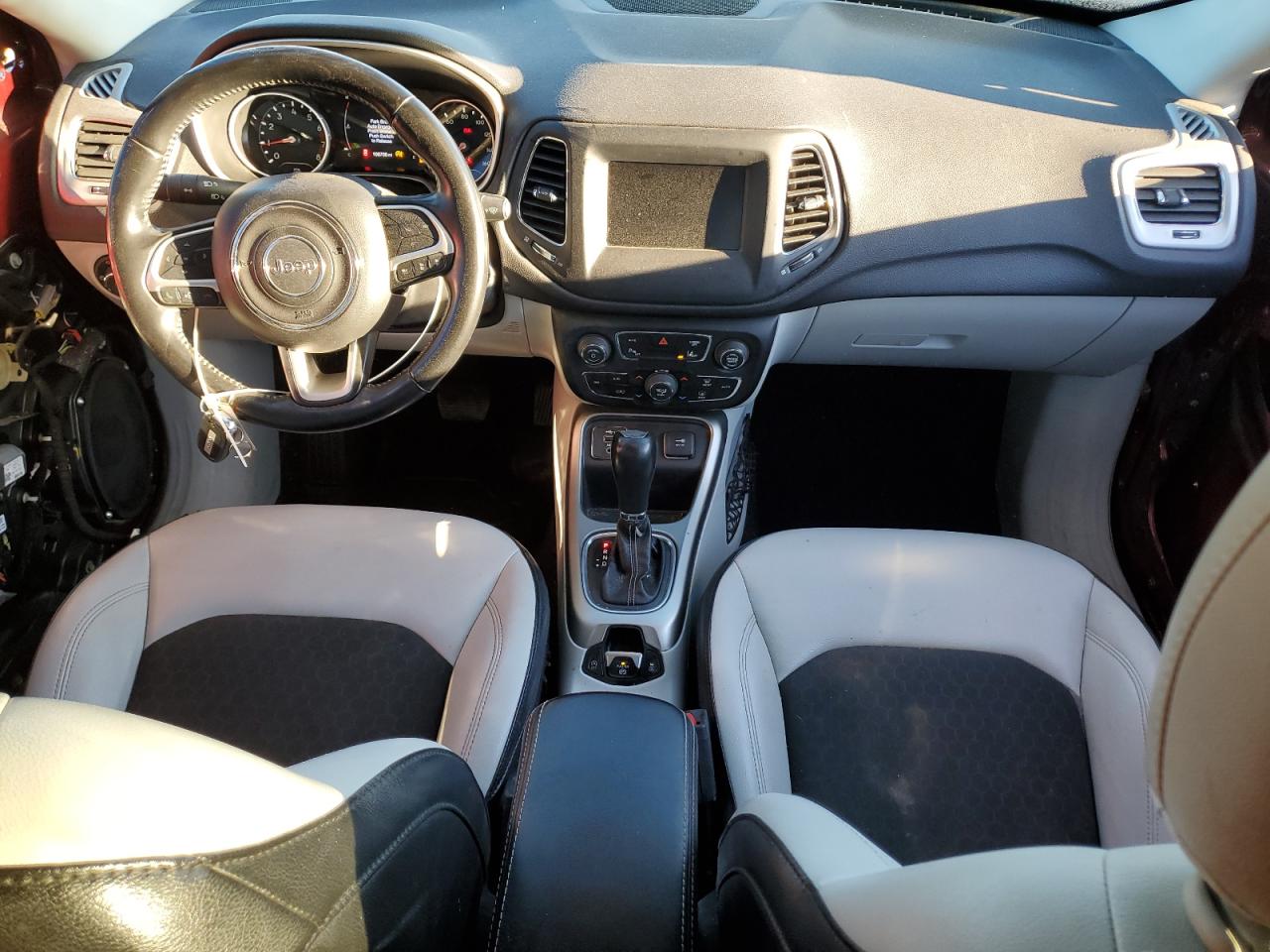2020 Jeep Compass - Image 8