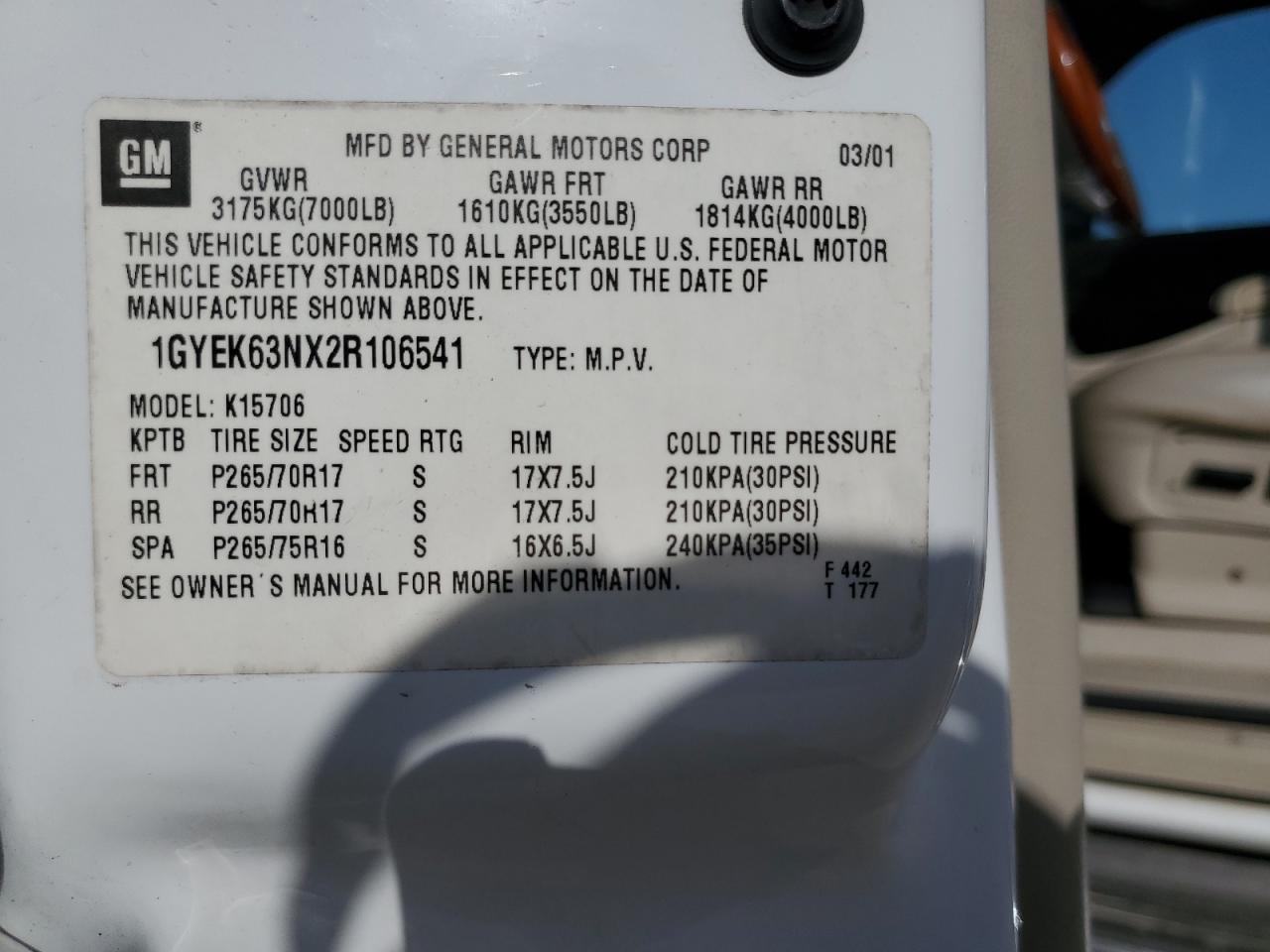 2002 Cadillac Escalade - Image 13