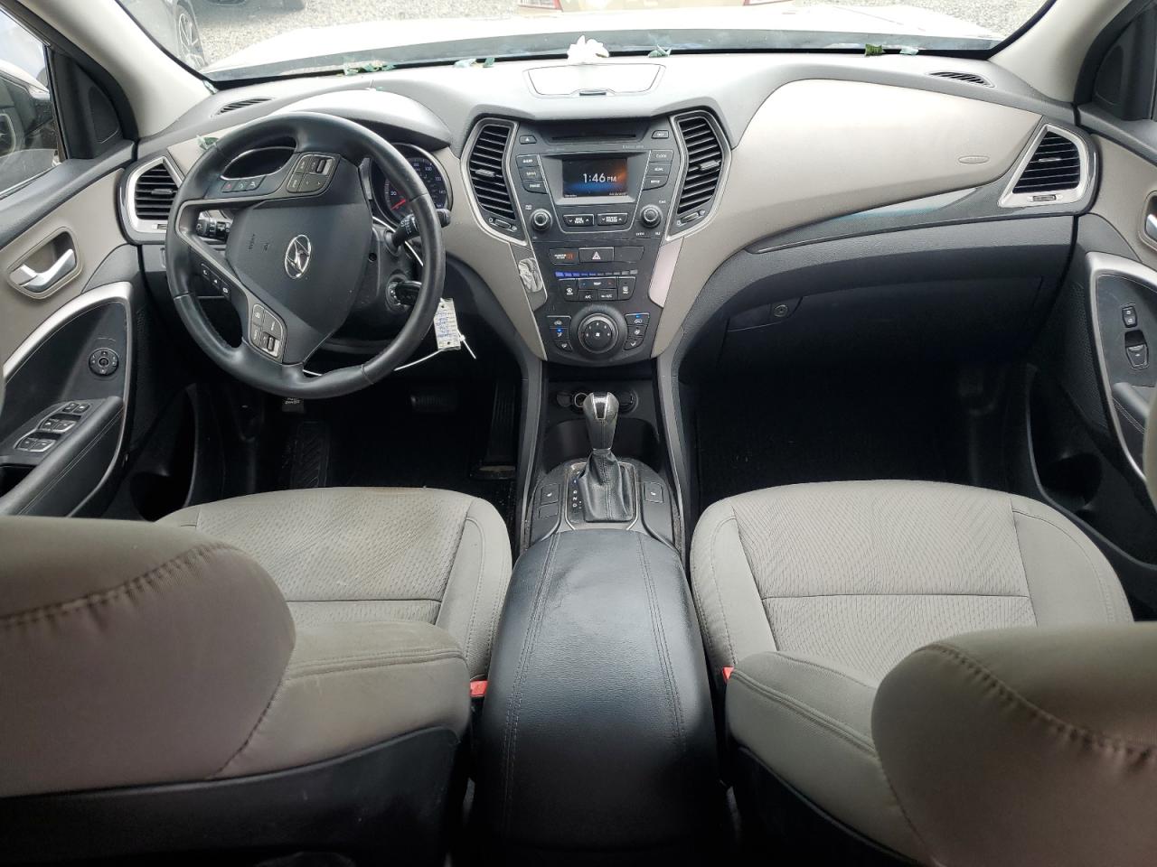 2014 Hyundai Santa Fe - Image 8
