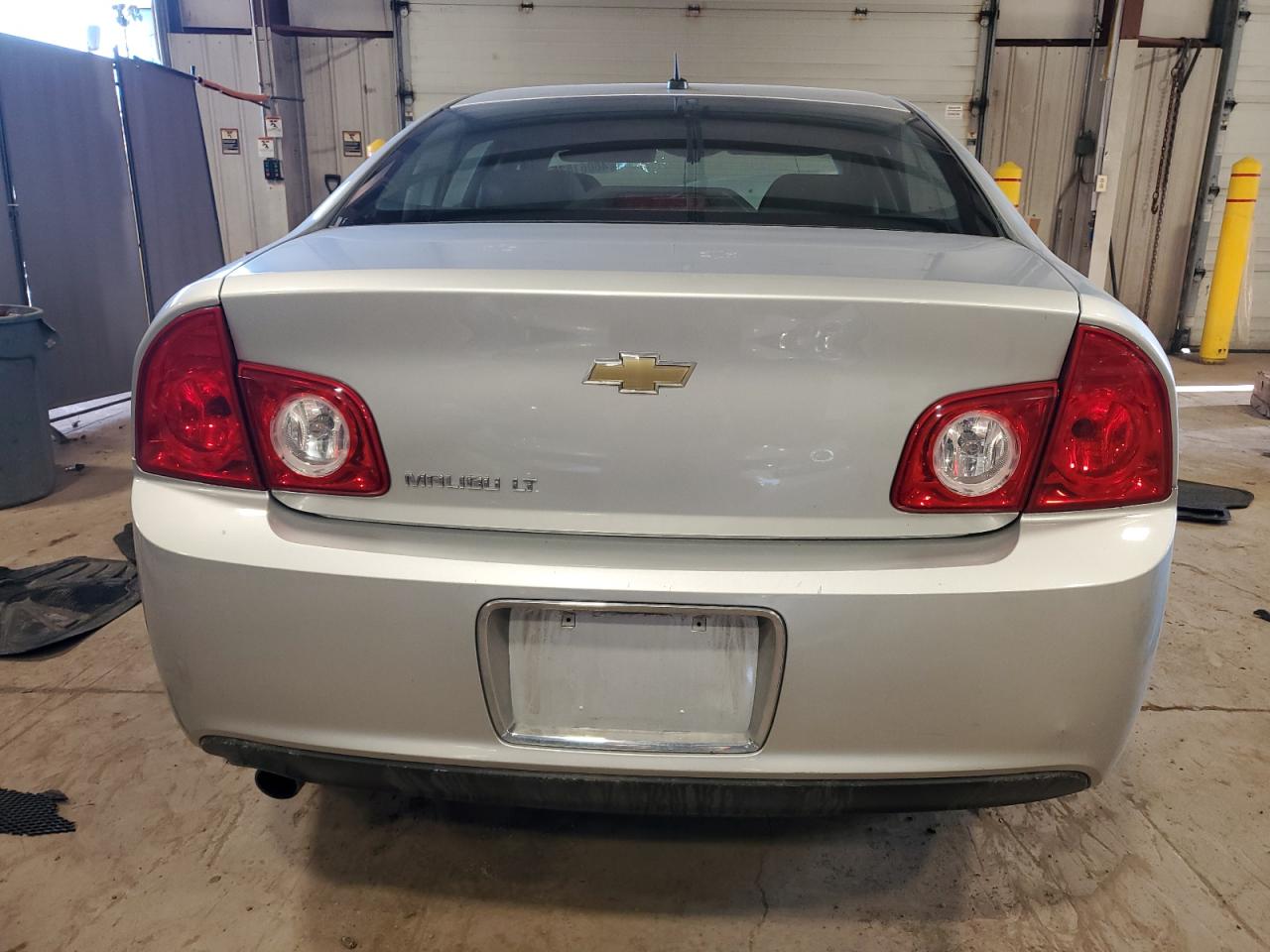 2010 Chevrolet Malibu - Image 6