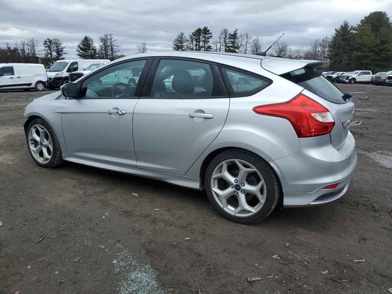 2014 Ford Focus - Image 2