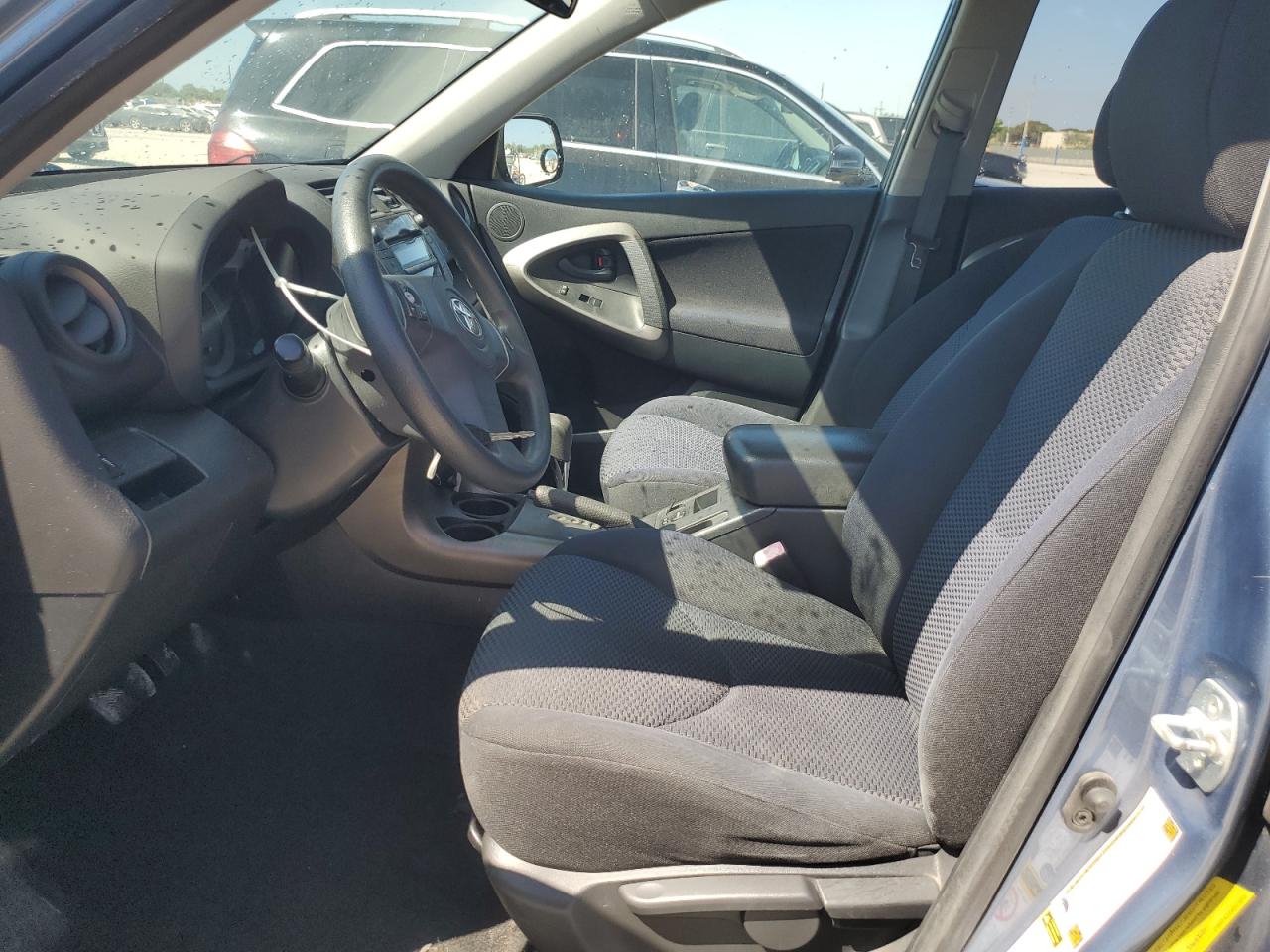 2010 Toyota RAV 4 - Image 7