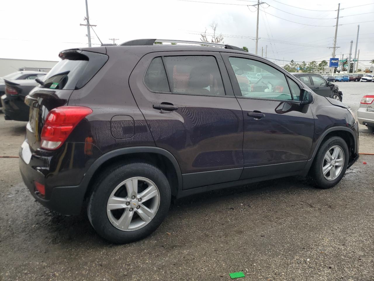 KL7CJLSB8MB310477 CHEVROLET TRAX 2021
