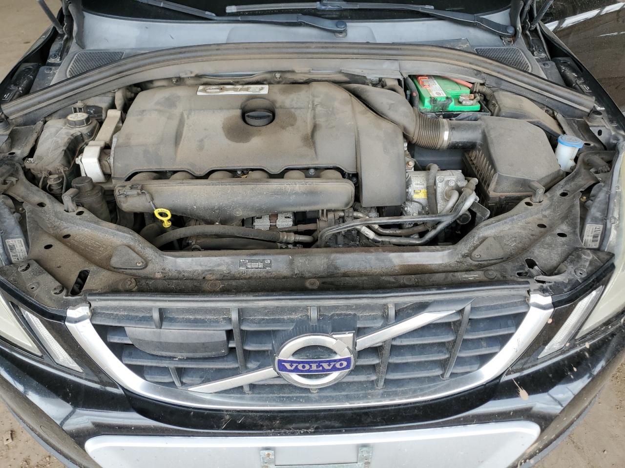 2010 Volvo XC60 - Image 12