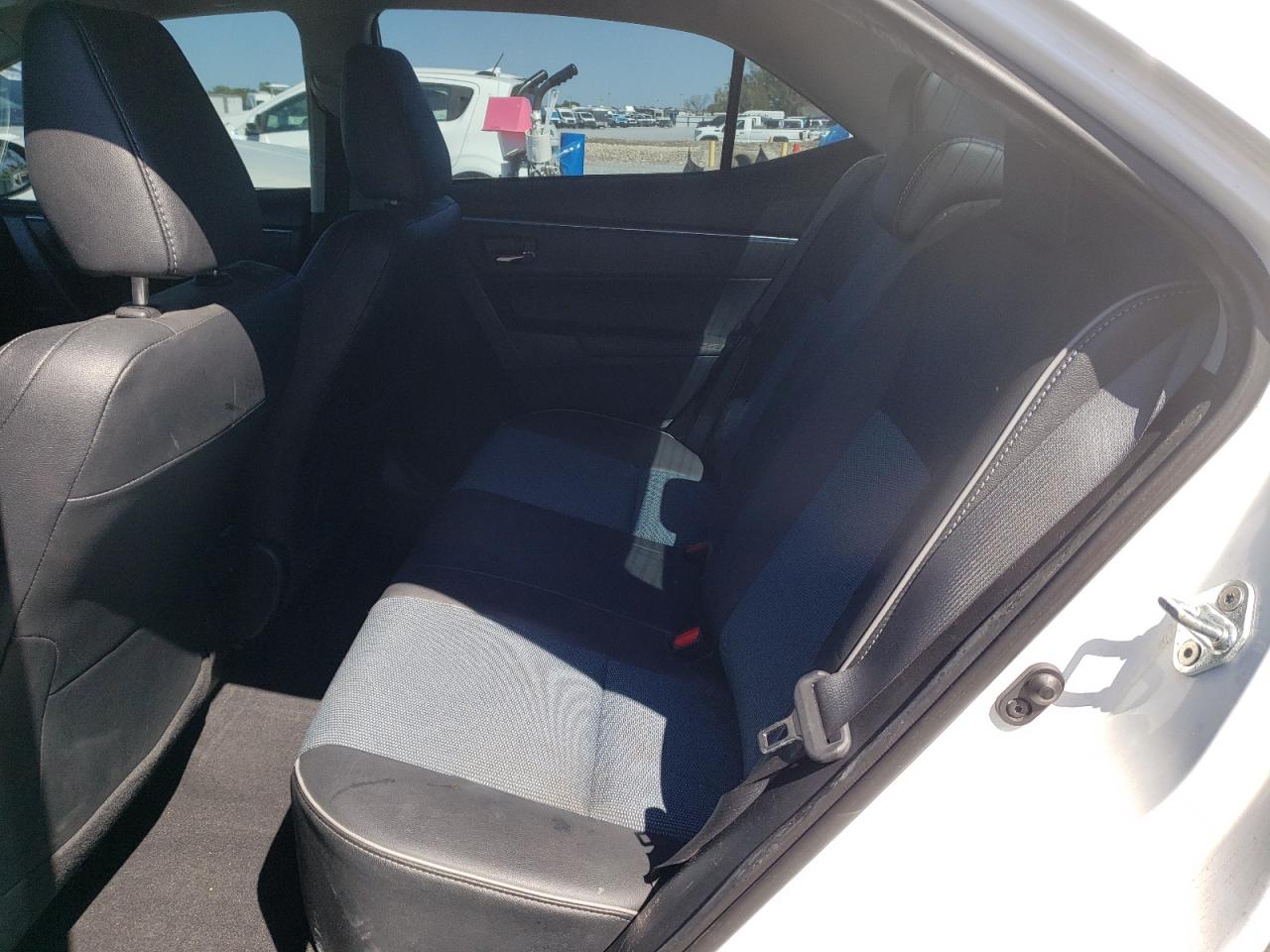 2014 Toyota Corolla - Image 10