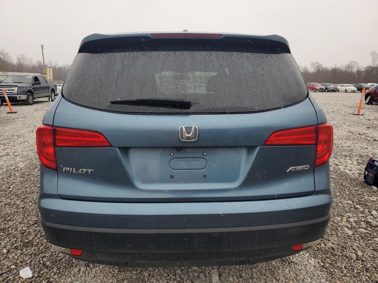 2017 Honda Pilot - Image 6