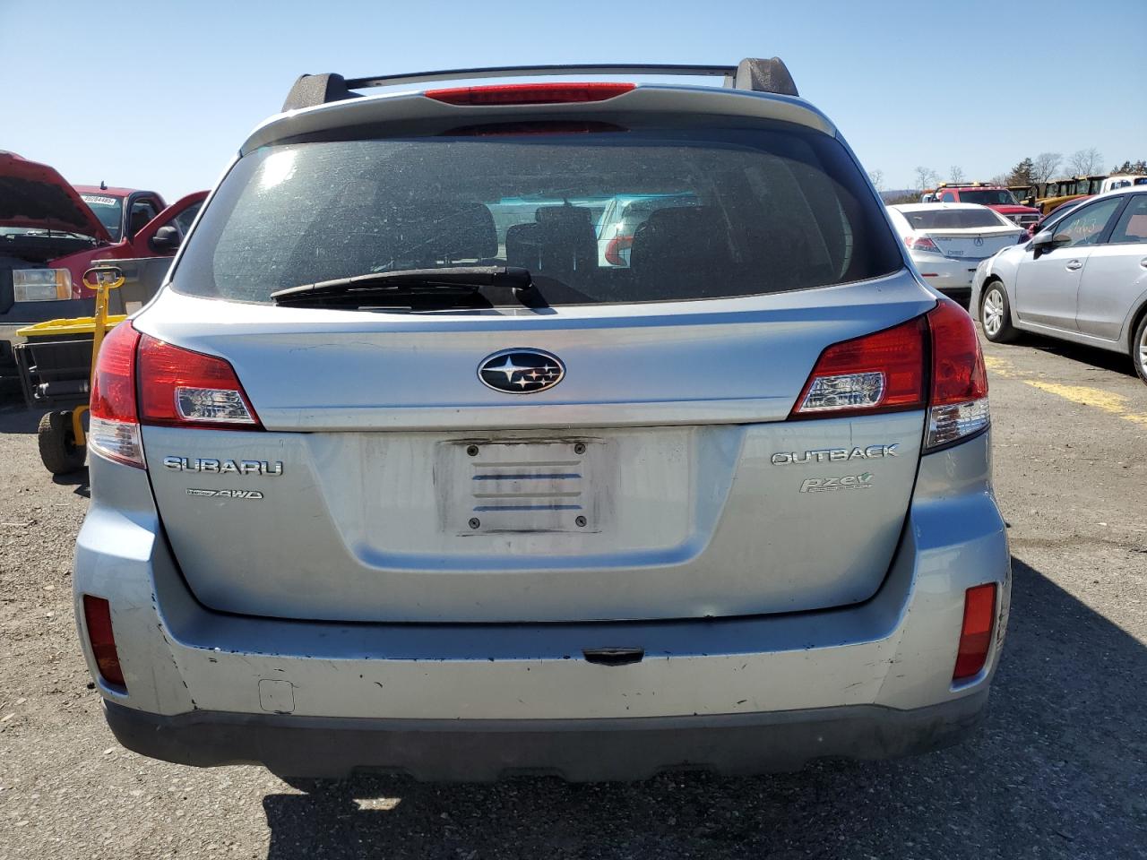 2013 Subaru Outback - Image 6