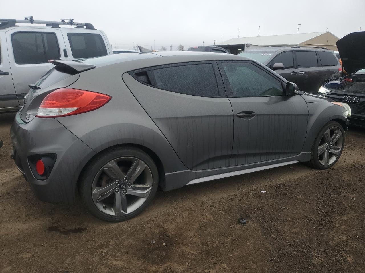 2013 Hyundai Veloster - Image 3