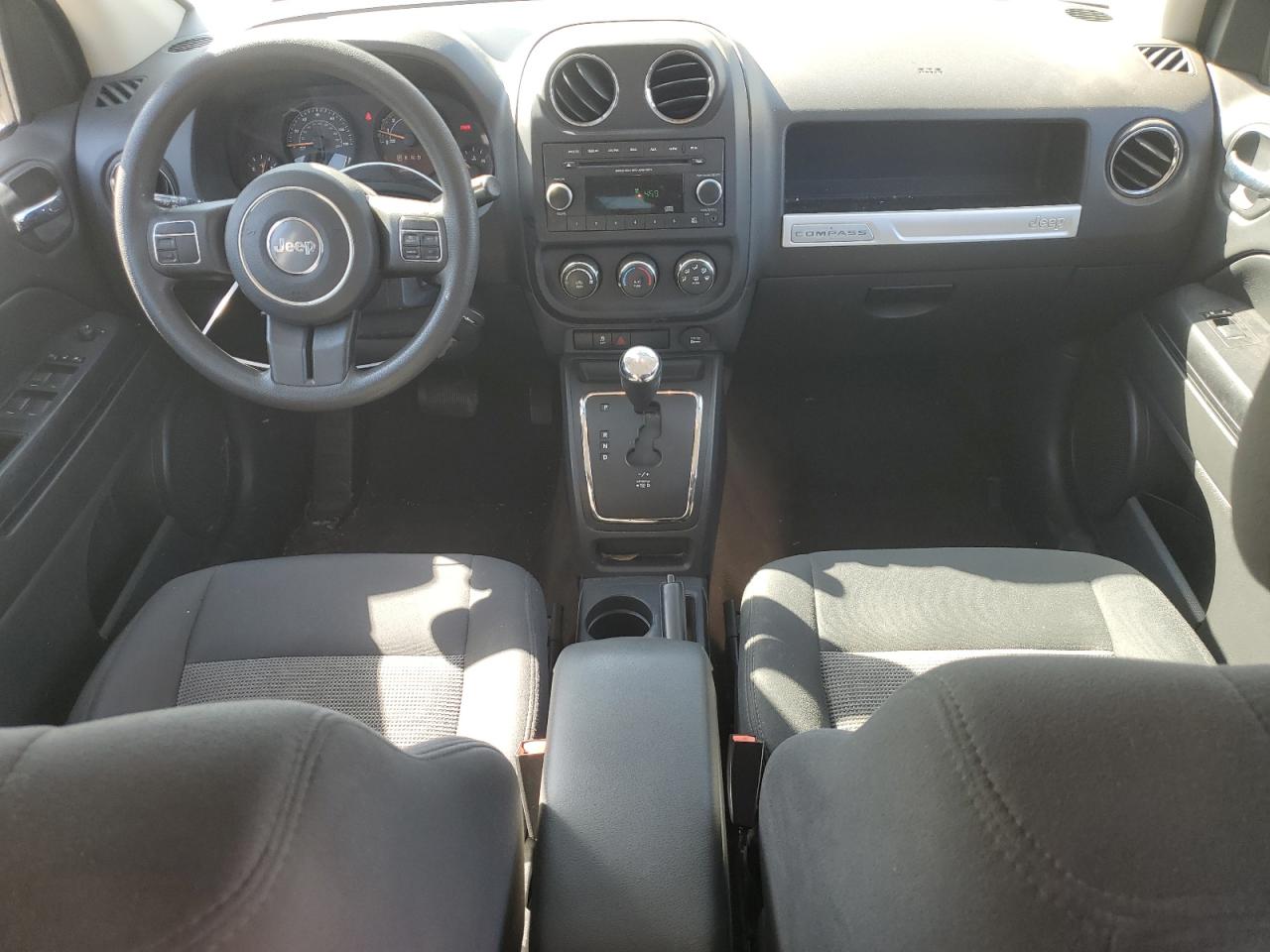 2015 Jeep Compass - Image 8