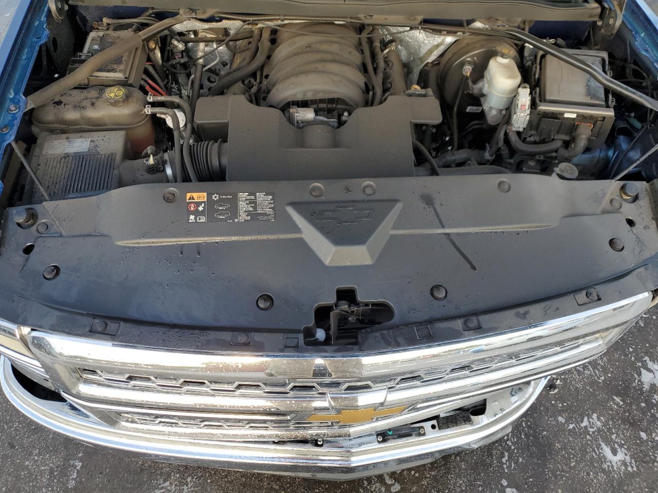 2015 Chevrolet Silverado - Image 11