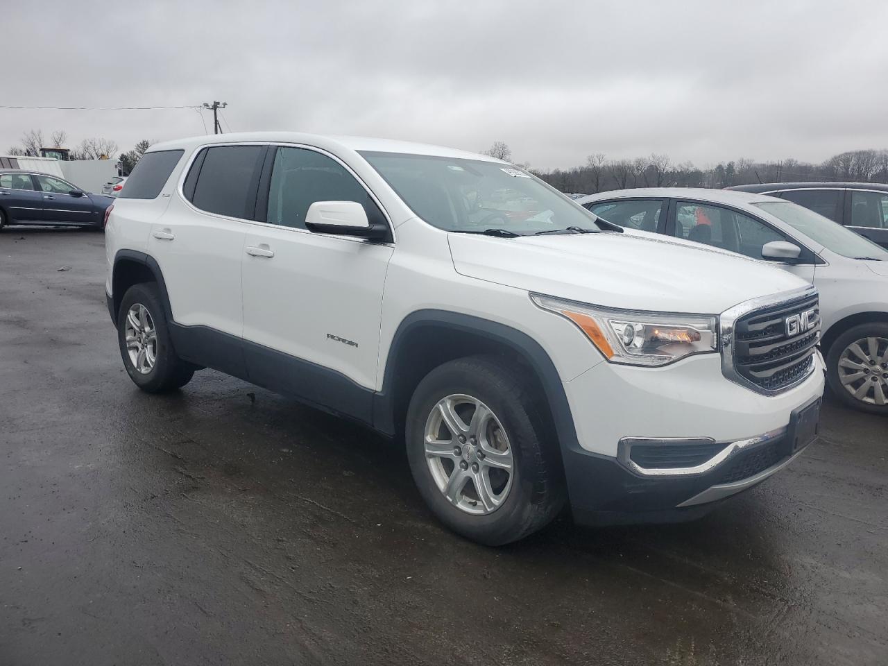 2017 GMC Acadia - Image 4