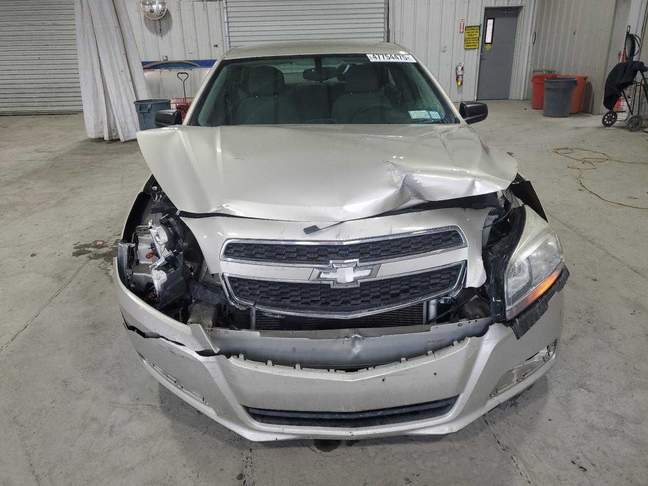 2013 Chevrolet Malibu - Image 5
