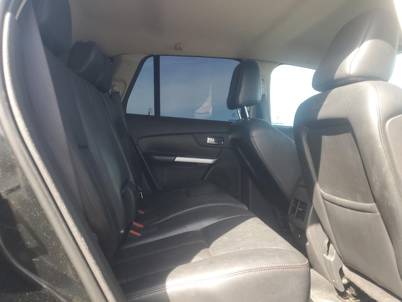 2011 Ford Edge - Image 11