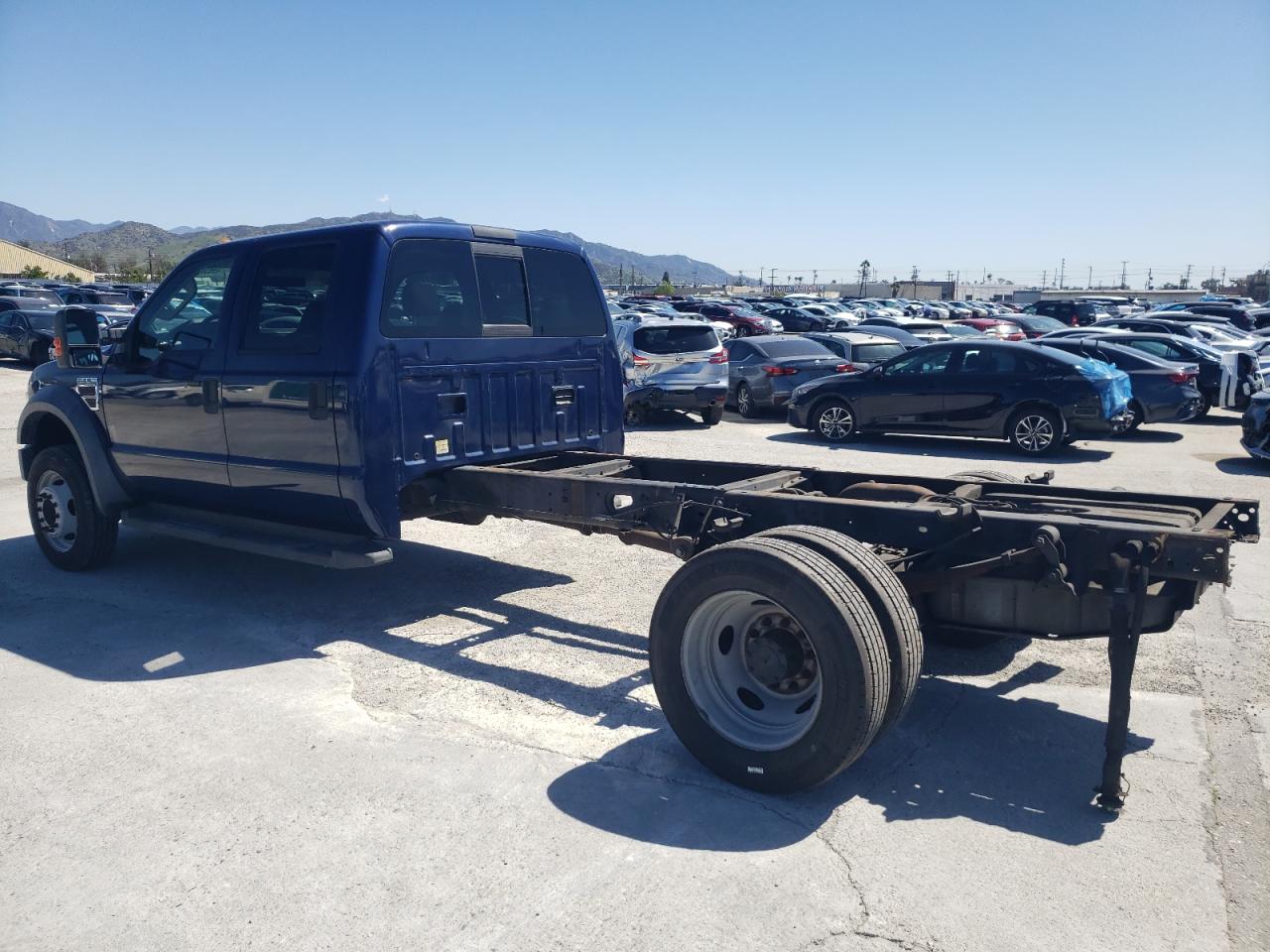 2008 Ford F550 - Image 2